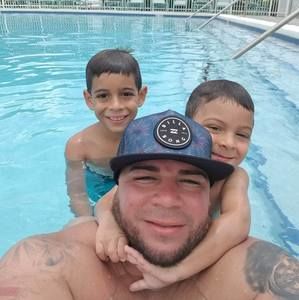 Meet your Posher, Omar